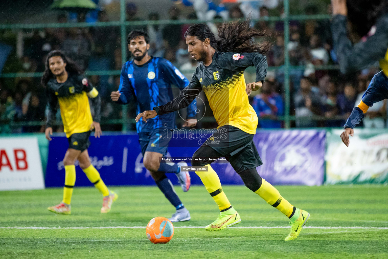 Team MPL vs Team RRC in the Quarter Finals of Club Maldives 2021 held at Hulhumale'; on 13th December 2021 Photos:Shu Abdul Sattar / images/mv