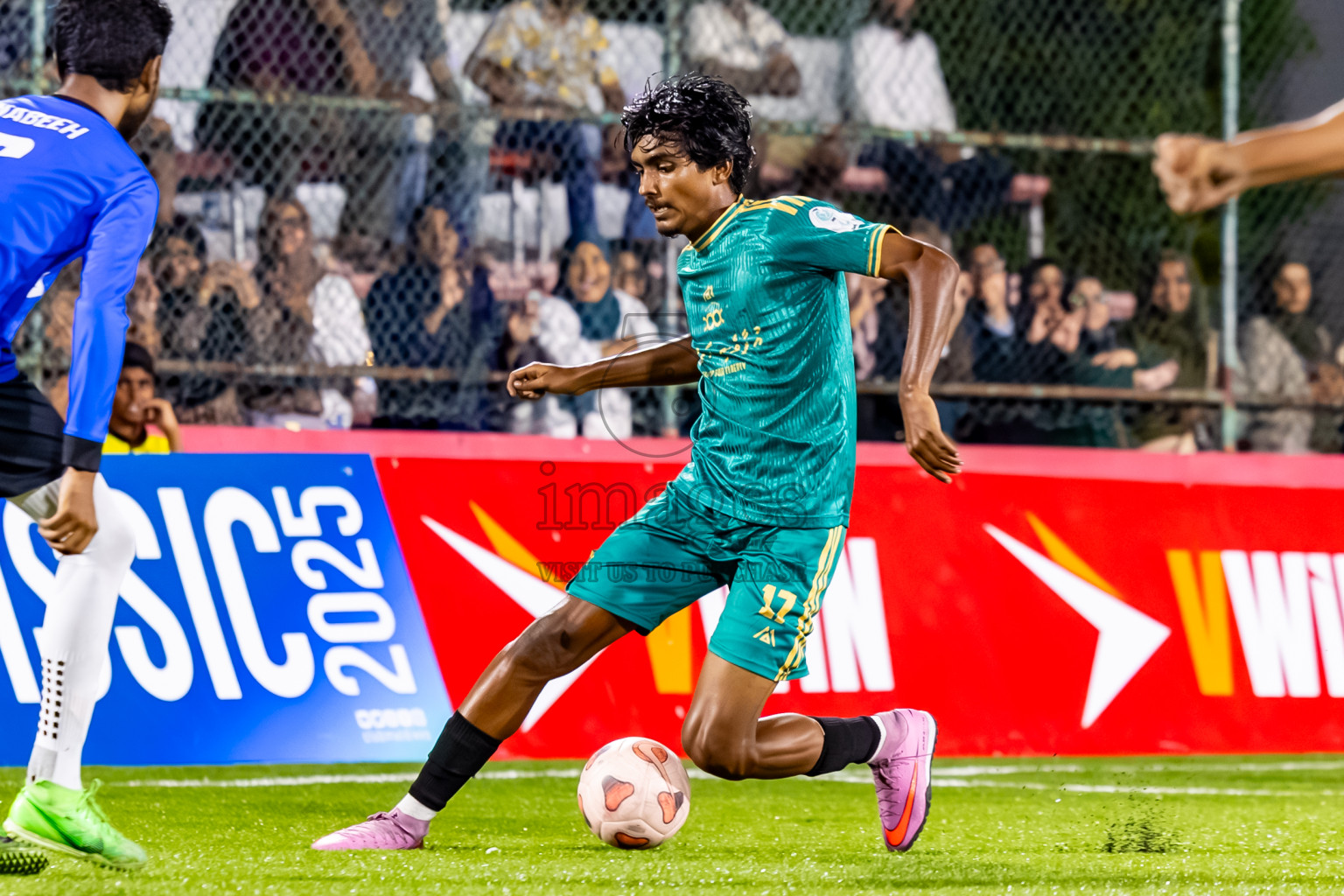 Team Badhahi vs Thauleemee Gulhun in Day 10 of Club Maldives Cup Classic 2025 was held in Rehendi Futsal Ground, Hulhumale', Maldives on Wednesday, 24th September 2025. Photos: Nausham Waheed / images.mv