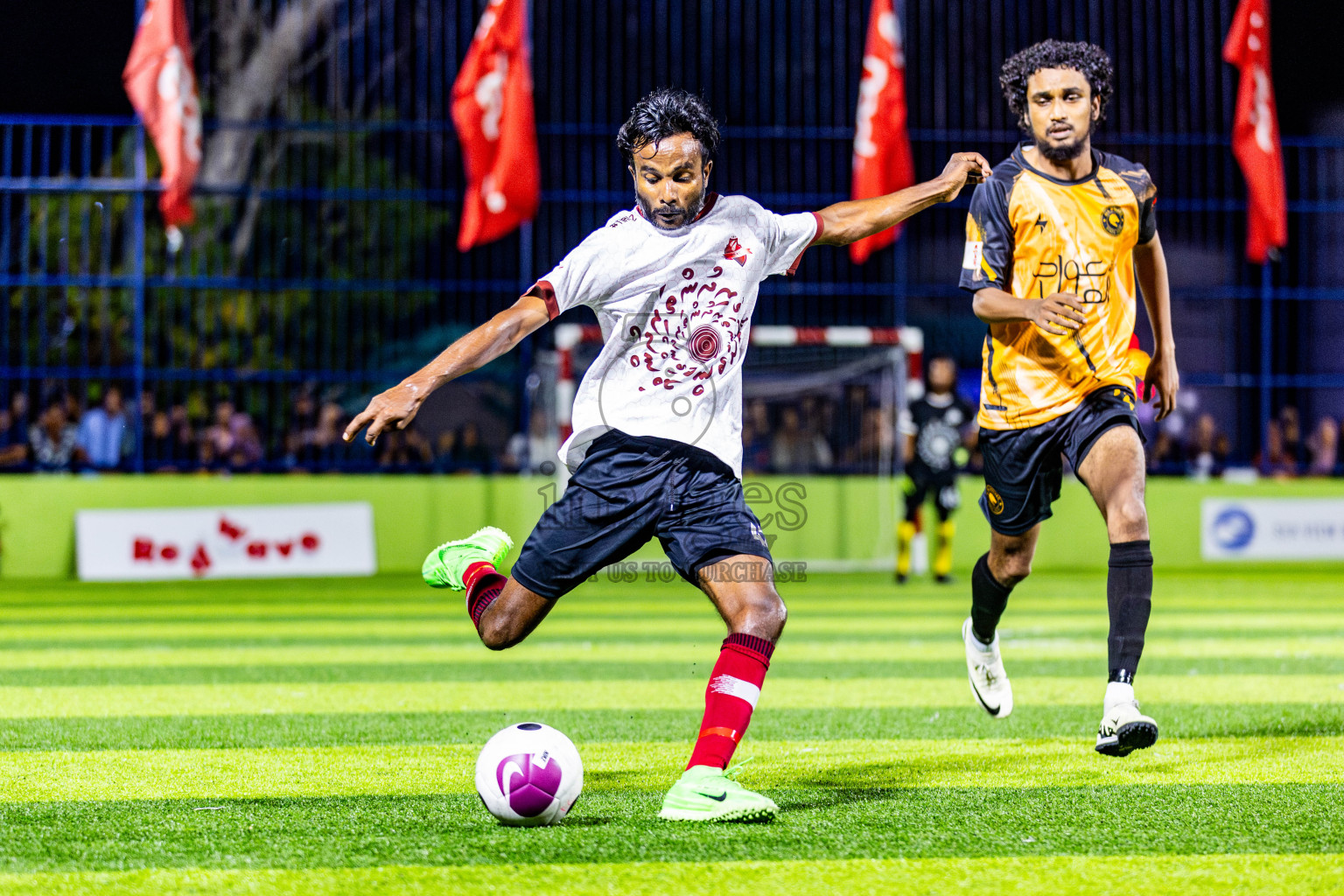 All Wolves vs FC Dhunthari in Day 2 of Eydhafushi Futsal Cup 2024 was held on Tuesday, 9th April 2024, in B Eydhafushi, Maldives Photos: Nausham Waheed / images.mv