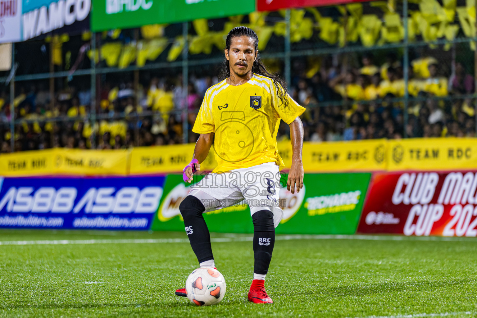 RRC vs Maldivian in Semi Finals of Club Maldives Cup 2025 was held in Rehendhi Futsal Ground, Hulhumale', Maldives on Monday, 20th October 2025. Photos: Ismail Areef Adam / images.mv