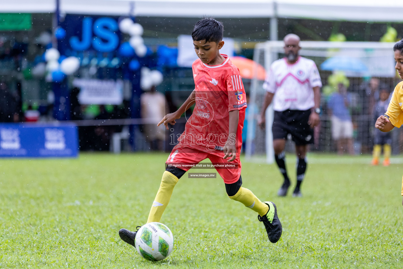 Day 2 of Nestle kids football fiesta, held in Henveyru Football Stadium, Male', Maldives on Thursday, 12th October 2023 Photos: Nausham Waheed/ Shuu Abdul Sattar Images.mv