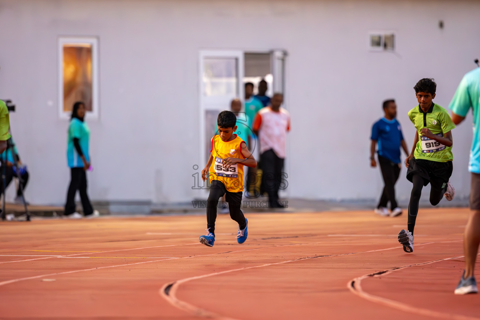 Day 1 of MWSC Interschool Athletics Championships 2024 held in Hulhumale Running Track, Hulhumale, Maldives on Saturday, 9th November 2024. Photos by: Ismail Thoriq / Images.mv