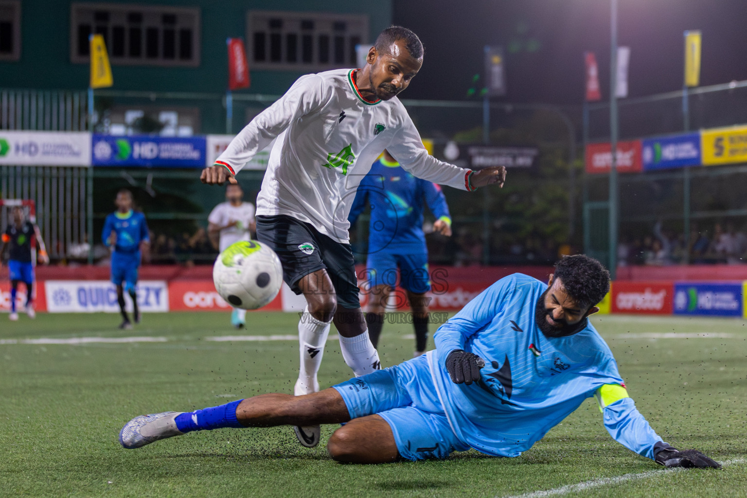 H.Dh Makunudhoo vs H.Dh Finey in Day 6 of Golden Futsal Challenge 2024 was held on Saturday, 20th January 2024, in Hulhumale', Maldives Photos: Mohamed Mahfooz Moosa / images.mv