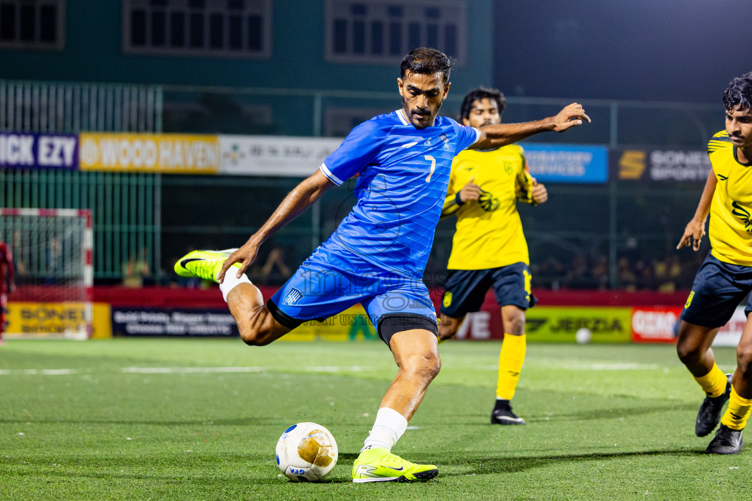 Lh Naifaru vs Lh Kurendhoo in Lhaviyani Atoll Finals Day 26 of Golden Futsal Challenge 2025 was held on Thursday , 30th January 2025, in Hulhumale', Maldives. Photos: Nausham Waheed / images.mv