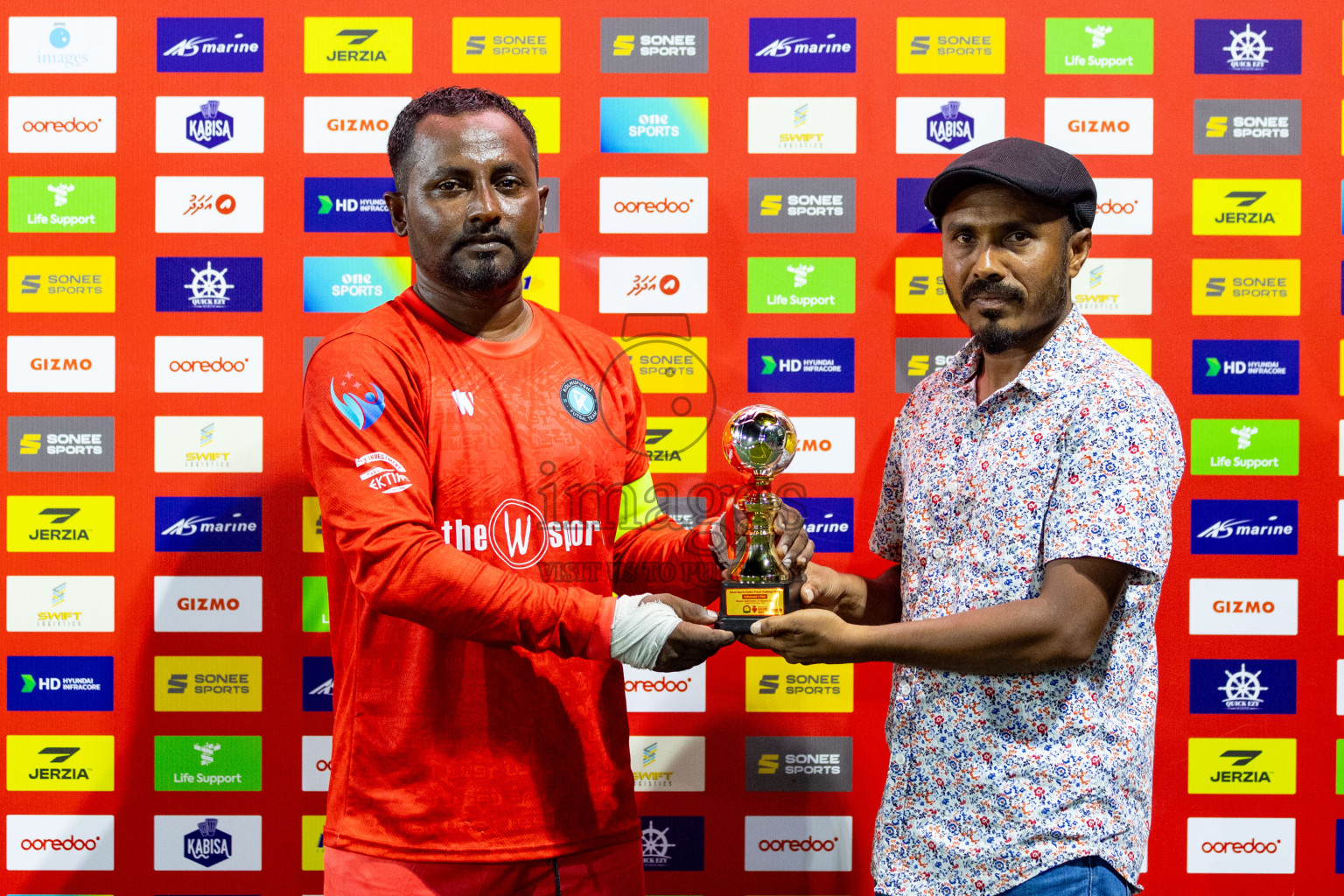 M. Kolhufushi vs M. Muli in Day 19 of Golden Futsal Challenge 2024 was held on Friday, 2nd February 2024 in Hulhumale', Maldives 
Photos: Hassan Simah / images.mv