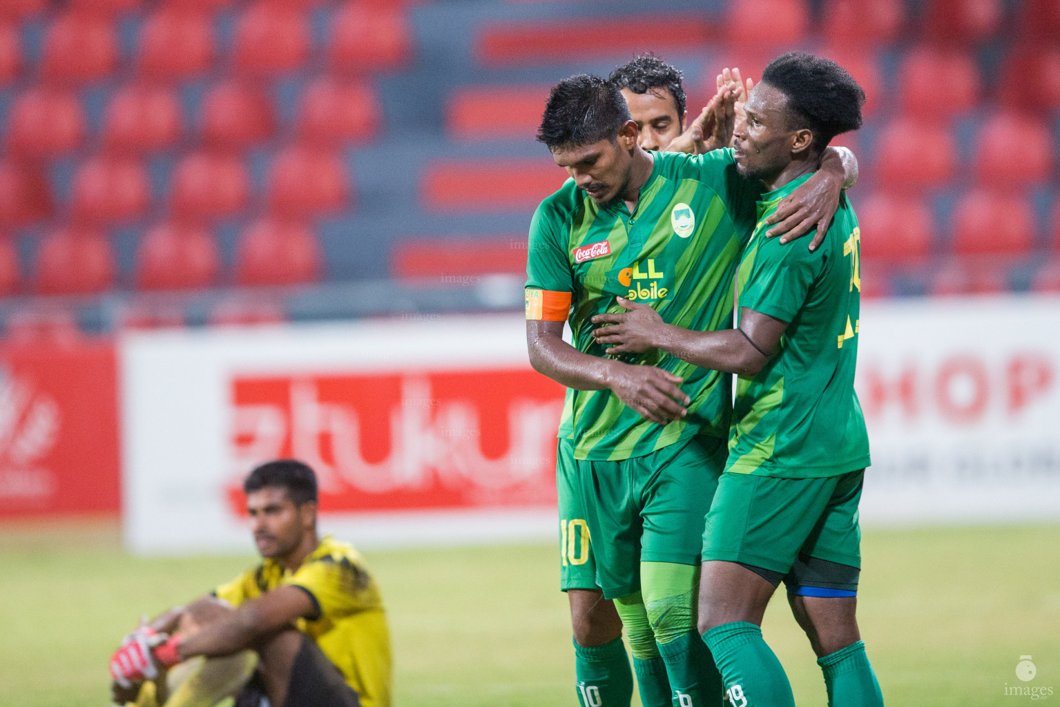 Dhiraagu Dhivehi Premier League 2018 - Maziya vs Foakaidhoo in Male, Maldives, Tuesday November 21, 2018. (Images.mv Photo/Suadh Abdul Sattar)