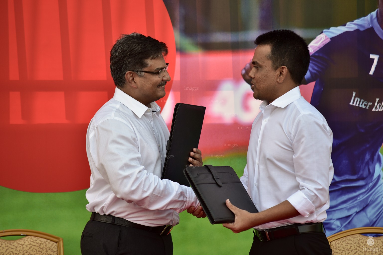 New Radiant SC becomes Brand Ambassador for Ooredoo, 29th January 2018 (Photo: Ismail Thoriq / images.mv)