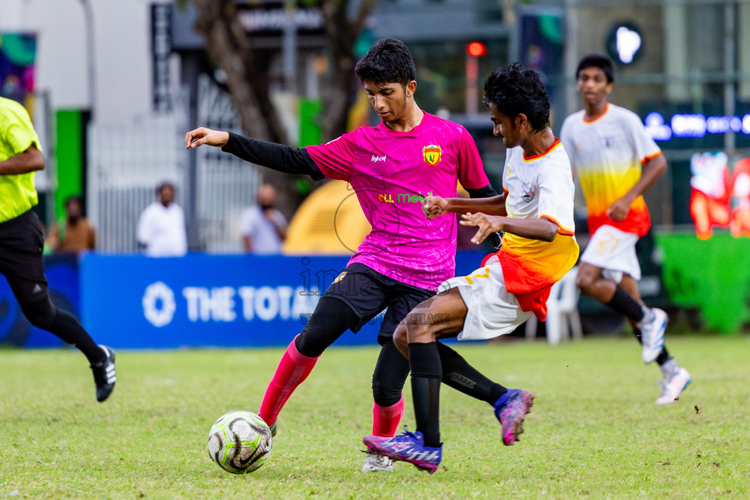 Club Eagles vs United Victory (U14) in Day 11 of Dhivehi Youth League 2024 held at Henveiru Stadium on Tuesday, 17th December 2024. Photos: Nausham Waheed / Images.mv