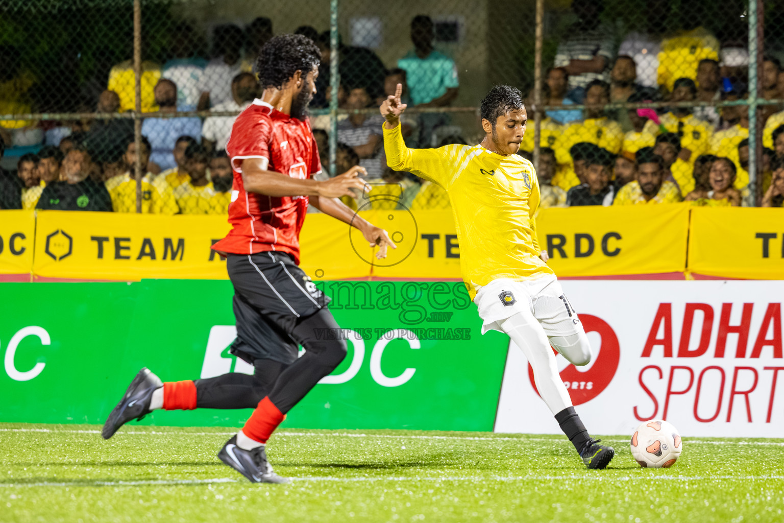 RRC vs United BML in Day 13 of Club Maldives Cup 2025 was held in Rehendhi Futsal Ground, Hulhumale', Maldives on Monday, 13th October 2025. 
Photos: Mohamed Mahfooz Moosa / images.mv