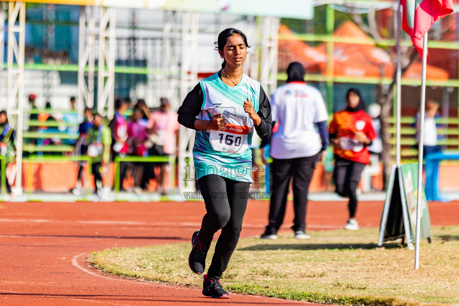 Day 3 of Inter-school Athletics Championship 2025 held in Ekuveni Synthetic Track, Male', Maldives on Wednesday, 08th October 2025. Photos by: Areef Adam / Images.mv