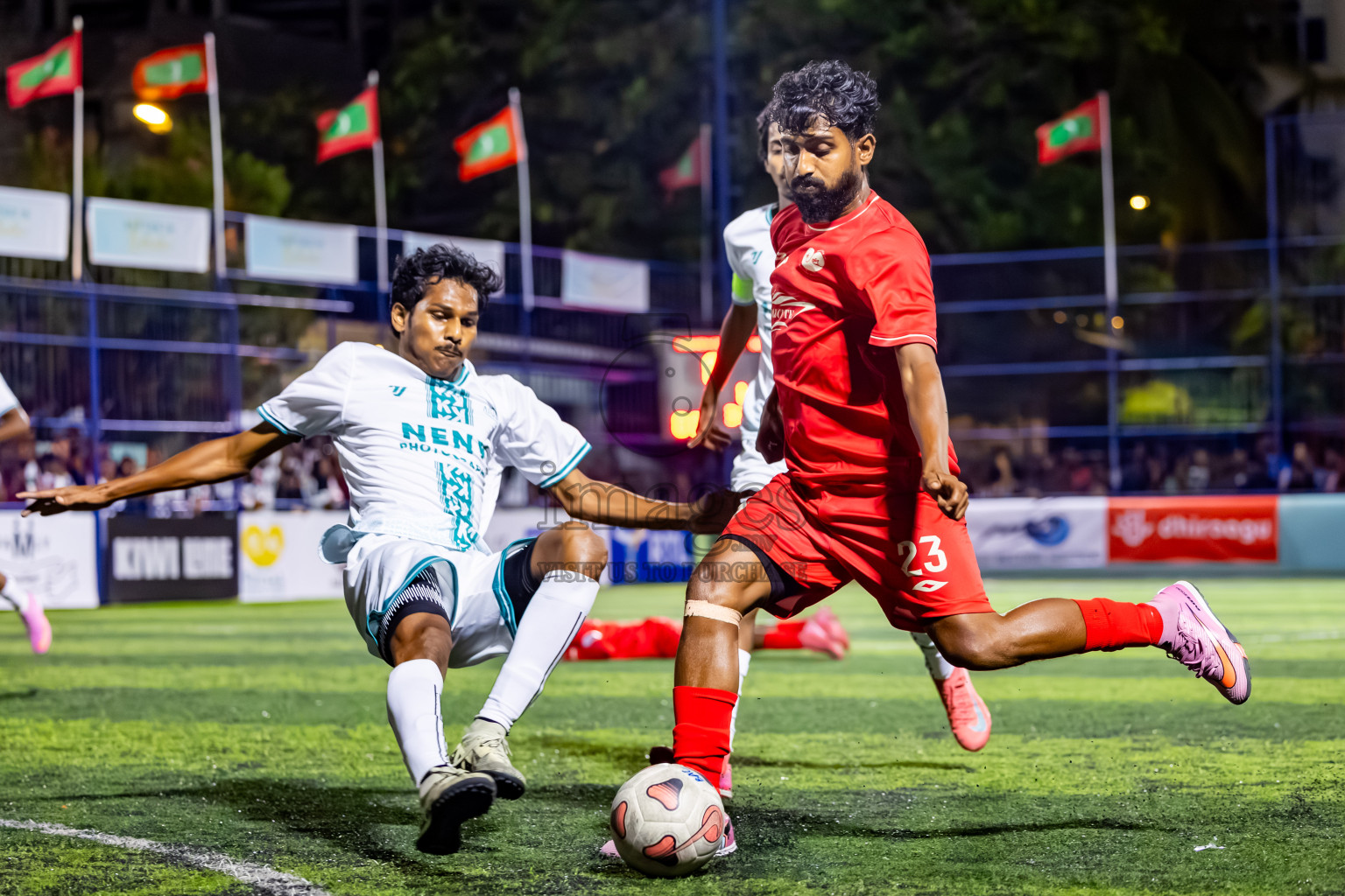 Kamadhoo vs Goidhoo in Day 3 of Better in Baa Futsal Fiesta 2025 Men's division held in B. Eydhafushi, Maldives on Friday, 7th November 2025. Photos: Nausham Waheed / images.mv