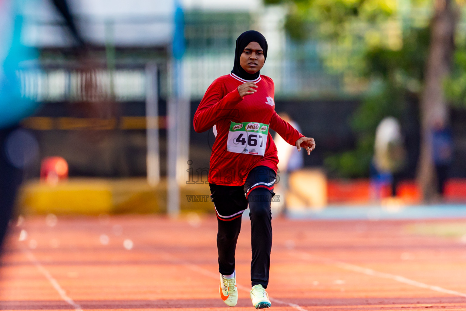 Day 1 of Inter-school Athletics Championship 2025 held in Ekuveni Synthetic Track, Male', Maldives on Monday, 06th October 2025. Photos by: Nausham Waheed / Images.mv