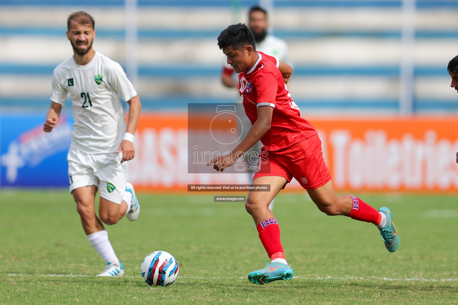 Nepal vs Pakistan in SAFF Championship 2023 held in Sree Kanteerava Stadium, Bengaluru, India, on Tuesday, 27th June 2023. Photos: Nausham Waheed, Hassan Simah / images.mv