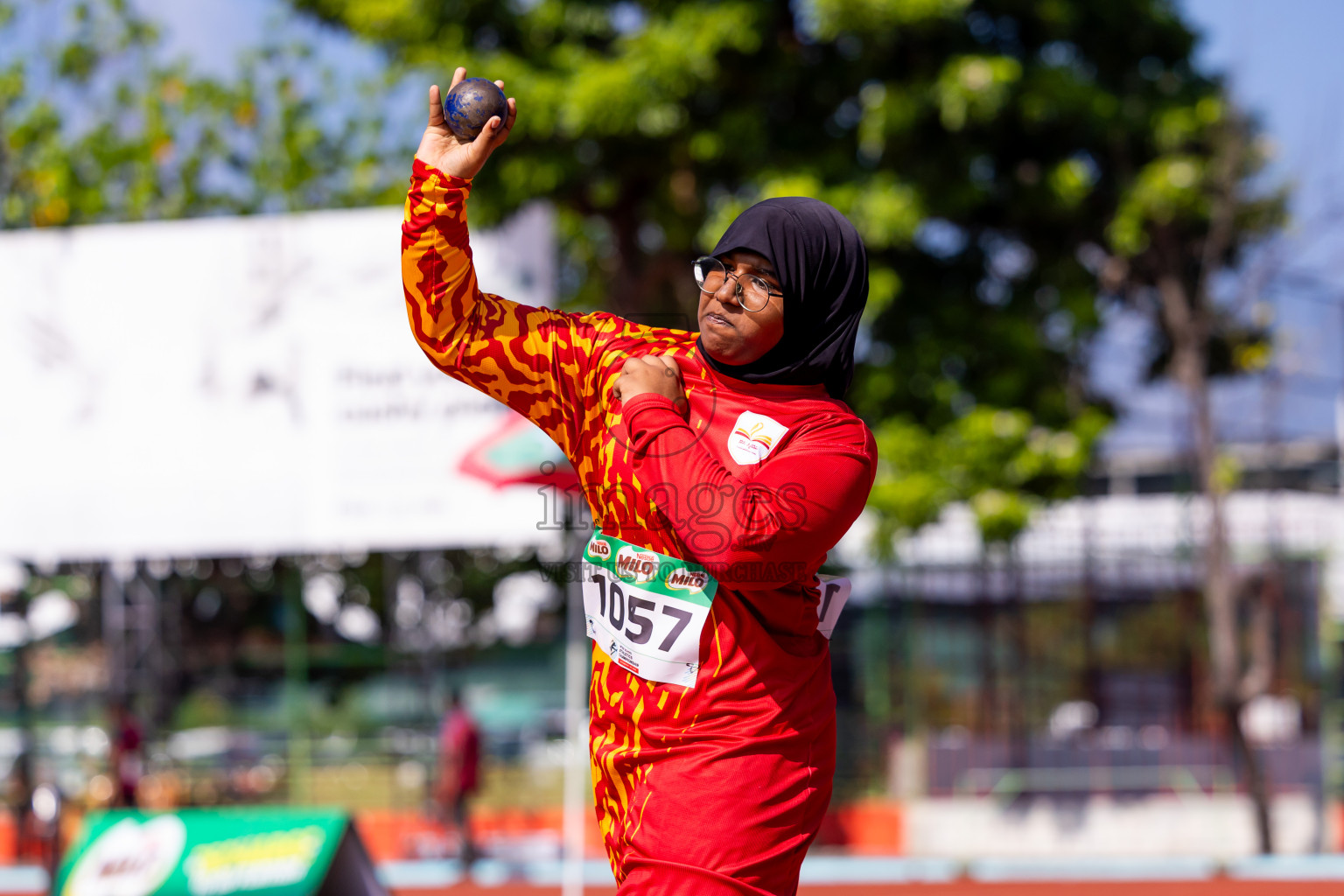 Day 3 of Inter-school Athletics Championship 2025 held in Ekuveni Synthetic Track, Male', Maldives on Wednesday, 08th October 2025. Photos by: Nausham Waheed / Images.mv