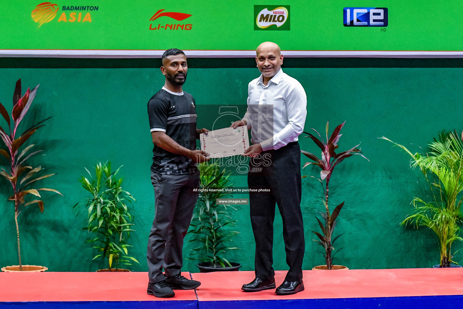 Final of 6th Office Company Badmintion Championship held in Male', Maldives Photos: Nausham Waheed / Images.mv