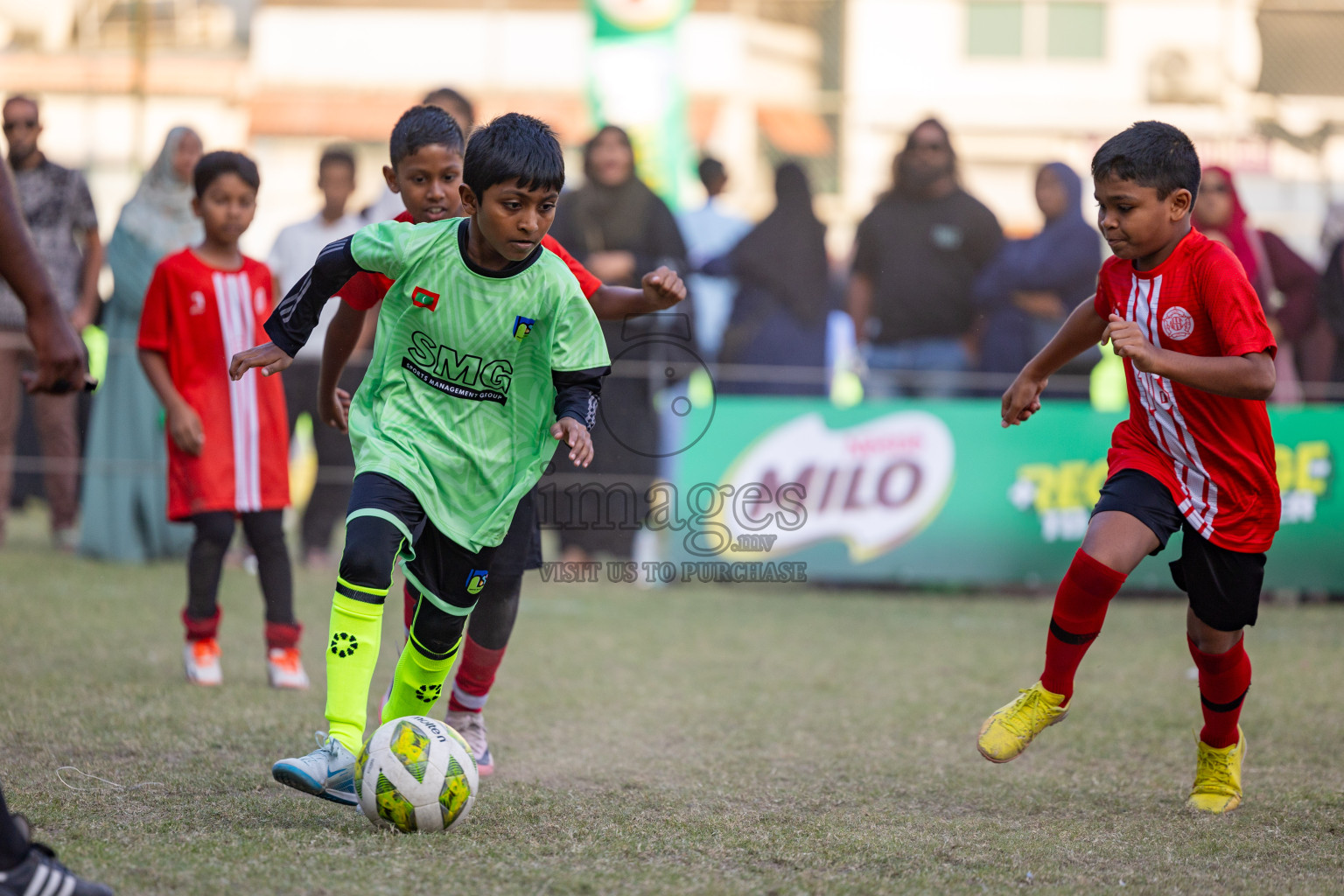 Day 2 of MILO Academy Championship 2025 was held on Friday, 14th February 2025 in Henveiru Stadium. 
Photos: Hassan Simah / Images.mv