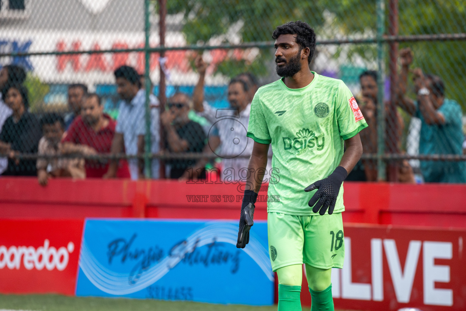 Dh Bandidhoo vs Dh Maaenboodhoo in Day 13 of Golden Futsal Challenge 2025 was held on Friday, 17th January 2025, in Hulhumale', Maldives Photos: Ismail Thoriq / images.mv