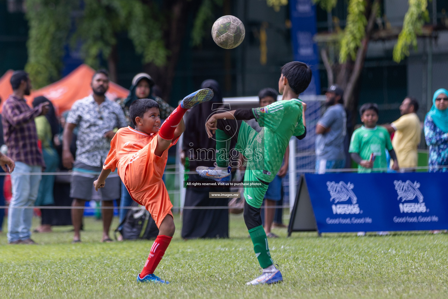 Day 2 of Nestle kids football fiesta, held in Henveyru Football Stadium, Male', Maldives on Thursday, 12th October 2023 Photos: Shuu Abdul Sattar / mages.mv