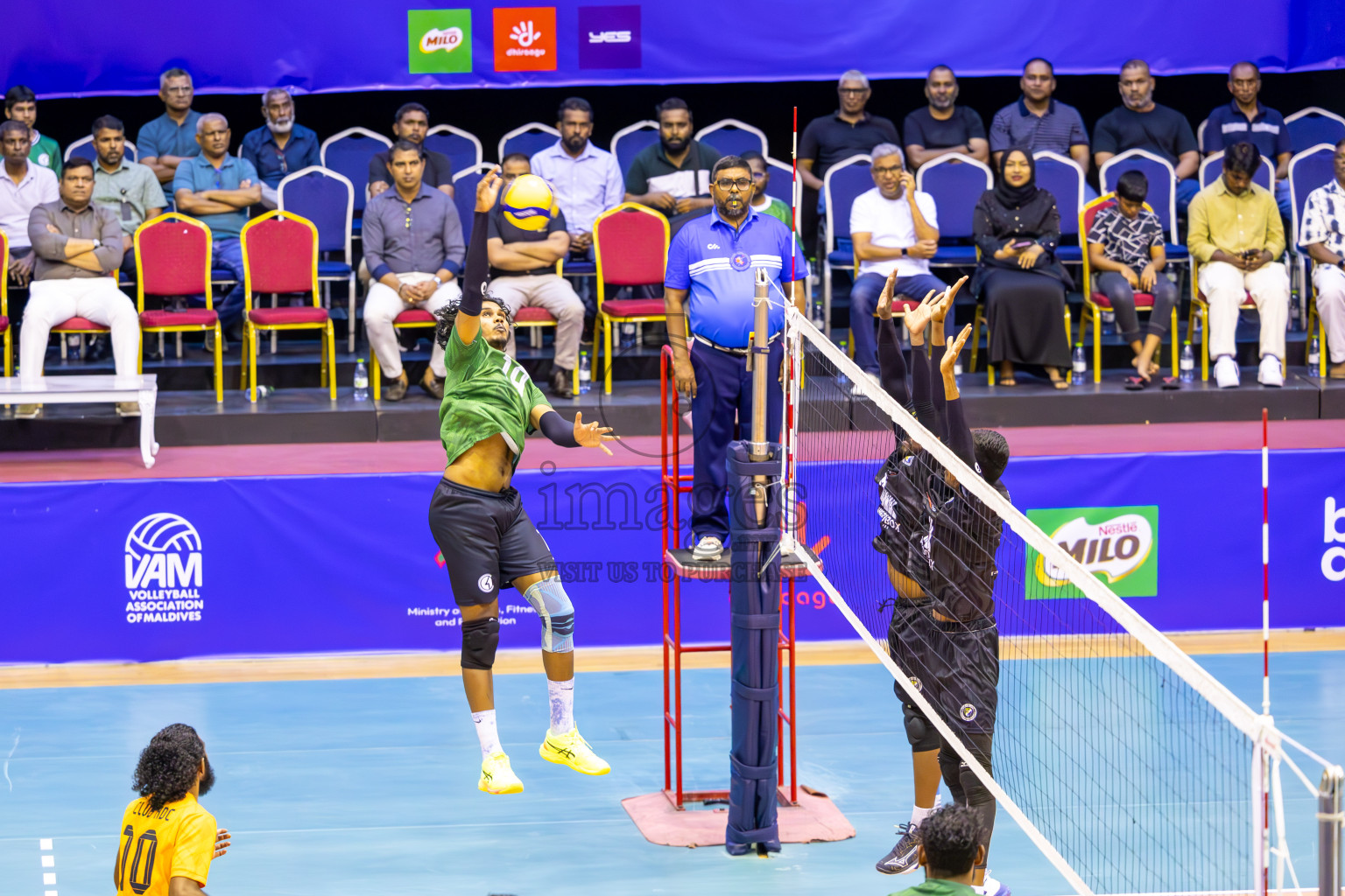 Final of MILO VAM Cup 2024 (Men's Division) was held in Social Center Indoor Hall on Monday, 4th November 2024. 
Photos: Ismail Thoriq / images.mv