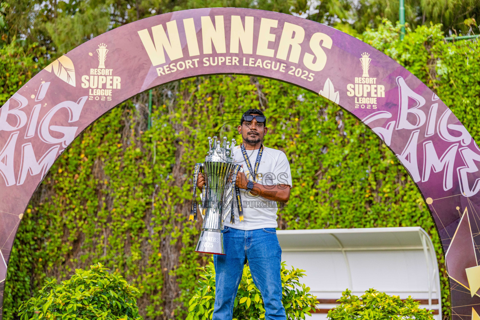 Conrad Maldives vs Joali Maldives in the Final of Resort Super League 2025 was held on Wednesday, 5th November 2025 in Jumeirah Olhaheli Island Maldives, Photos: Areef Adam / images.mv