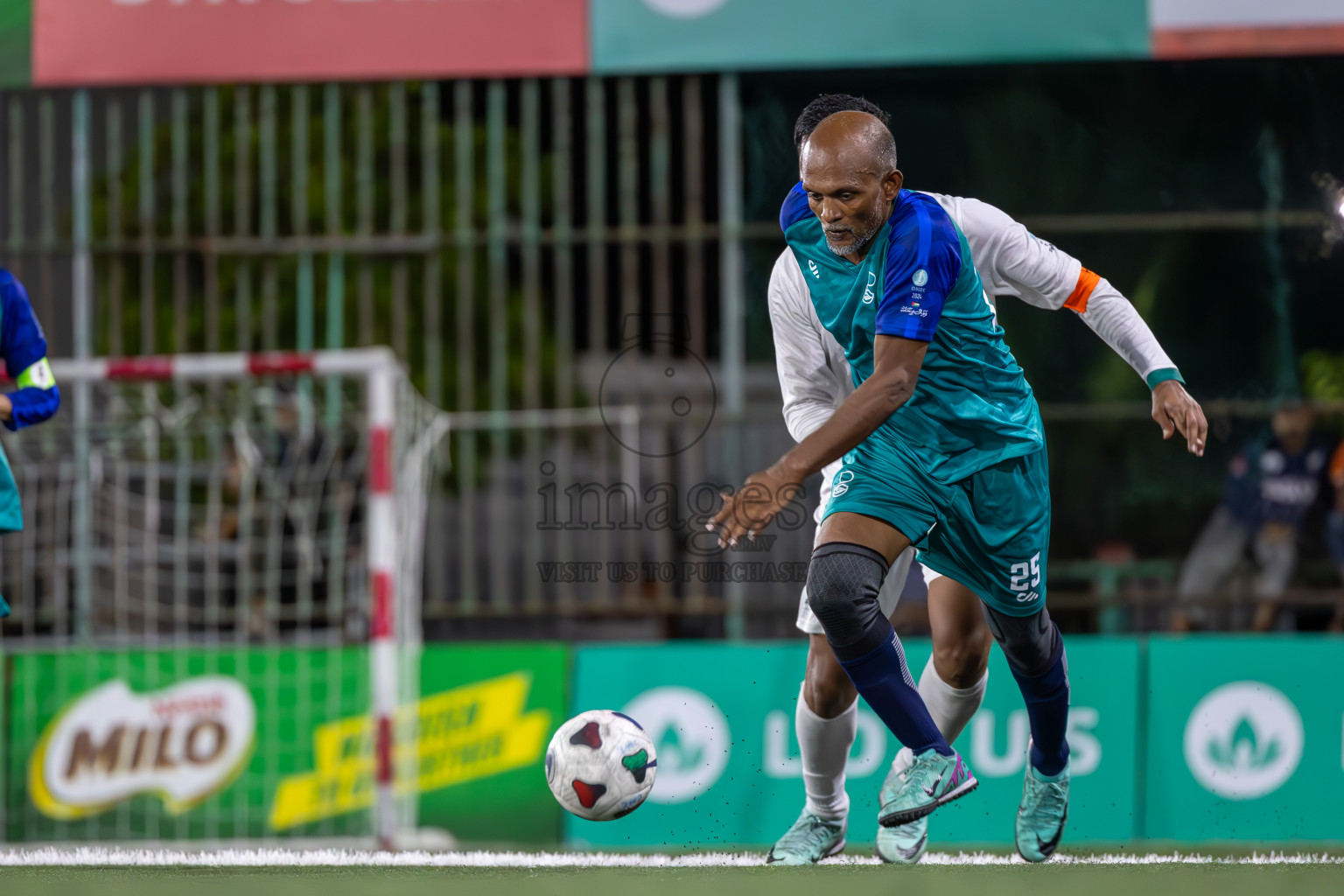 PO SC vs Hiyaa Club in Club Maldives Classic 2024 held in Rehendi Futsal Ground, Hulhumale', Maldives on Tuesday, 10th September 2024.
Photos: Ismail Thoriq / images.mv