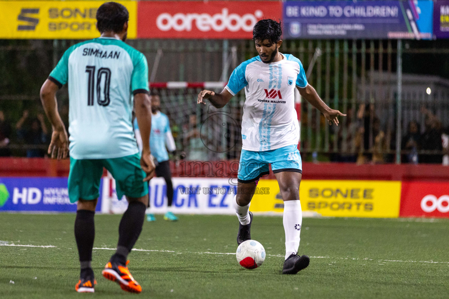 HA Thakandhoo vs HA Dhidhdhoo in Day 5 of Golden Futsal Challenge 2024 was held on Friday, 19th January 2024, in Hulhumale', Maldives
Photos: Ismail Thoriq / images.mv