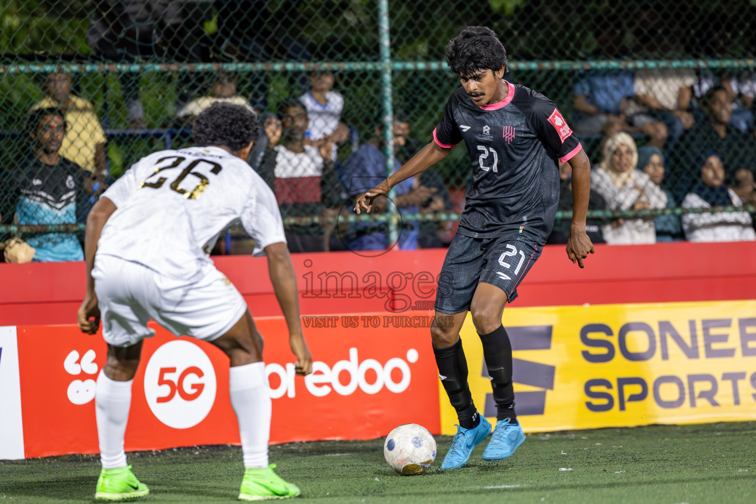 Lh Kurendhoo vs Lh Olhuvelifushi in Day 15 of Golden Futsal Challenge 2025 was held on Sunday, 19th January 2025, in Hulhumale', Maldives. Photos: Ismail Thoriq / images.mv