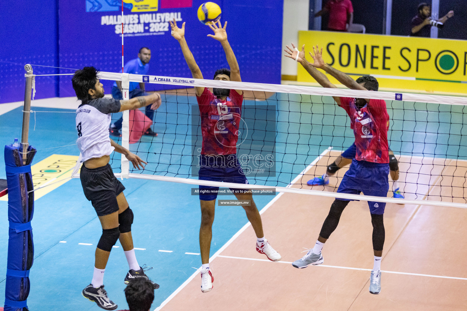 Sports Club City vs Dhivehi Sifainge Club in the Finals of National Volleyball Tournament 2022 on Thursday, 07th July 2022, held in Social Center, Male', Maldives