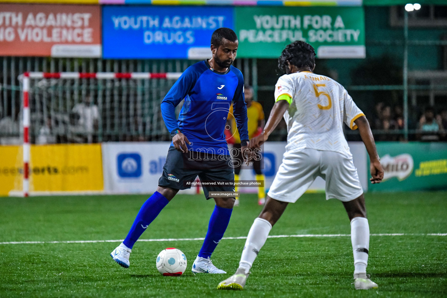 Team Fenaka vs Team Civil Court in Club Maldives Cup 2022 was held in Hulhumale', Maldives on Friday, 14th October 2022. Photos: Nausham Waheed / images.mv