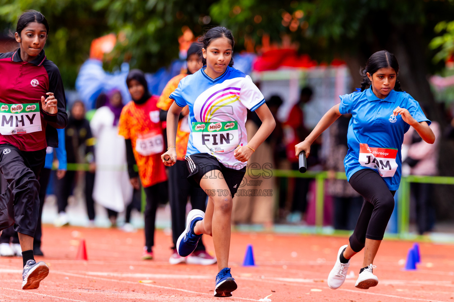 Day 6 of Inter-school Athletics Championship 2025 held in Ekuveni Synthetic Track, Male', Maldives on Sunday, 12th October 2025. Photos by: Nausham Waheed / Images.mv