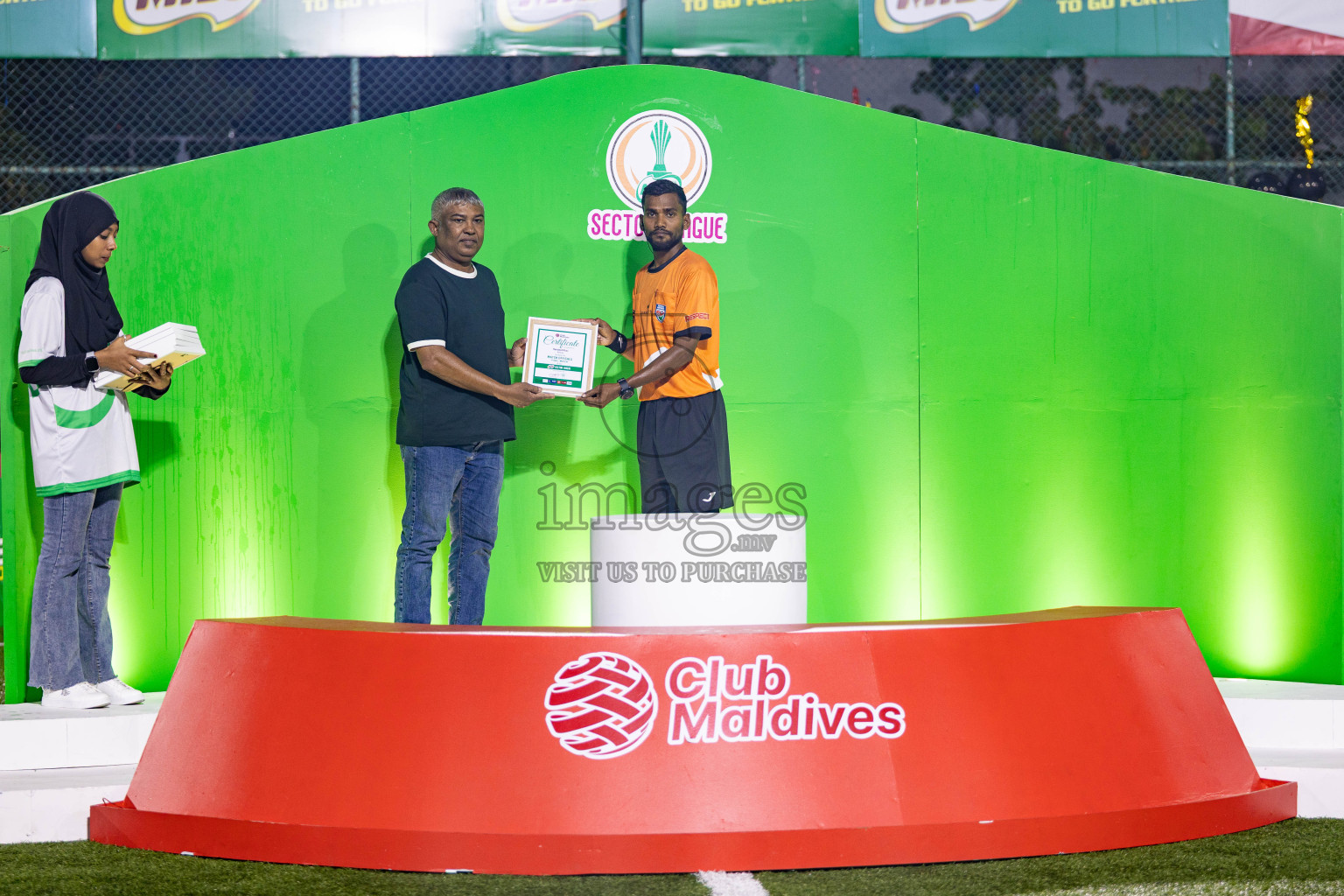 Arena vs Hawks in the Final of Milo Sector League 2025 was held in Rehendhi Futsal Ground, Hulhumale', Maldives on Tuesday, 18th November 2025. Photos: Areef Adam / images.mv