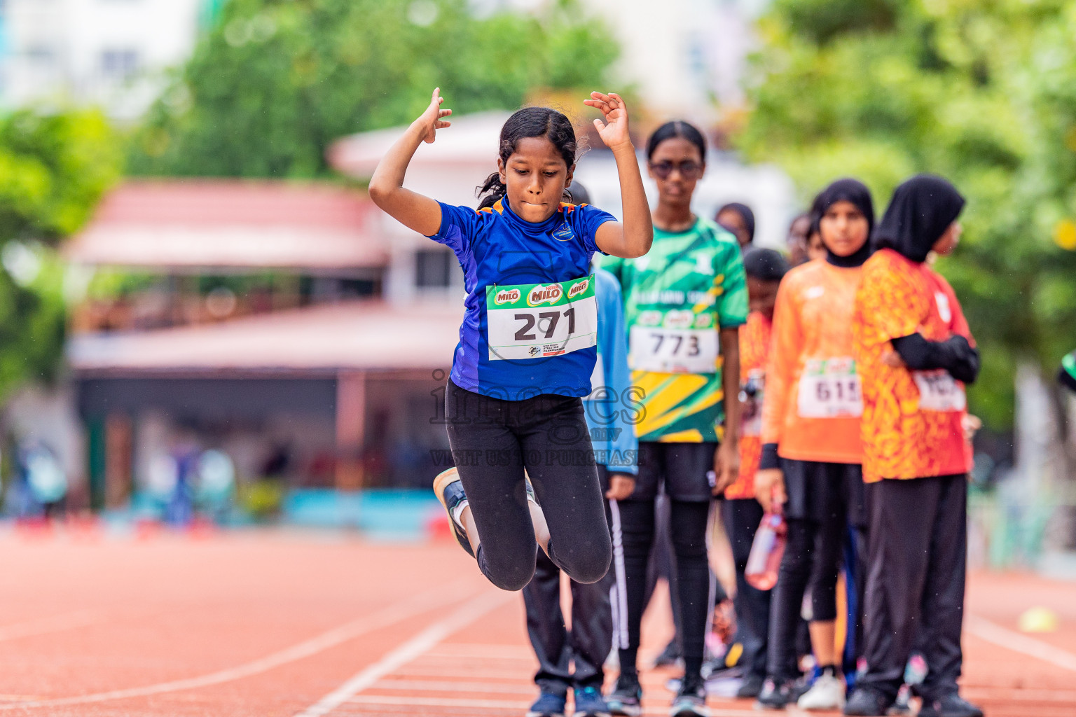 Day 4 of Inter-school Athletics Championship 2025 held in Ekuveni Synthetic Track, Male', Maldives on Thursday, 09th October 2025. Photos by: Areef Adam / Images.mv