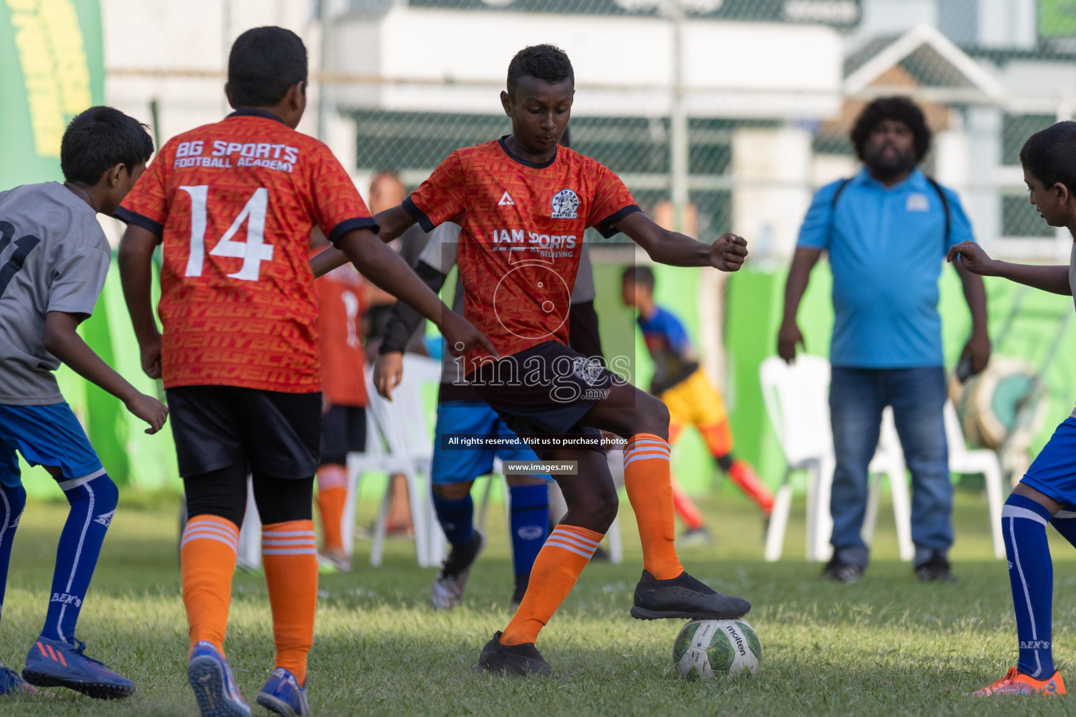 Day 1 of MILO Academy Championship 2023 (U12) was held in Henveiru Football Grounds, Male', Maldives, on Friday, 18th August 2023. Photos: Mohamed Mahfooz Moosa / images.mv