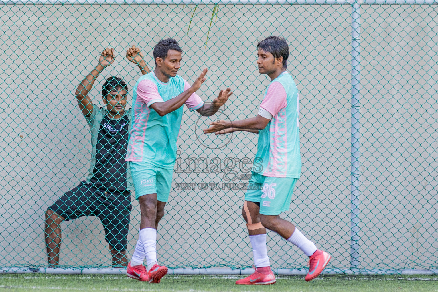 Resort League 2025 Raa Zone - Final Match
Joali vs kothaifaru in Resort League 2025 (Raa Zone) was held on Thursday, 21th august 2025 in JOALI Maldives Resort, Raa Atoll, Maldives. Photos: Areef Adam / images.mv