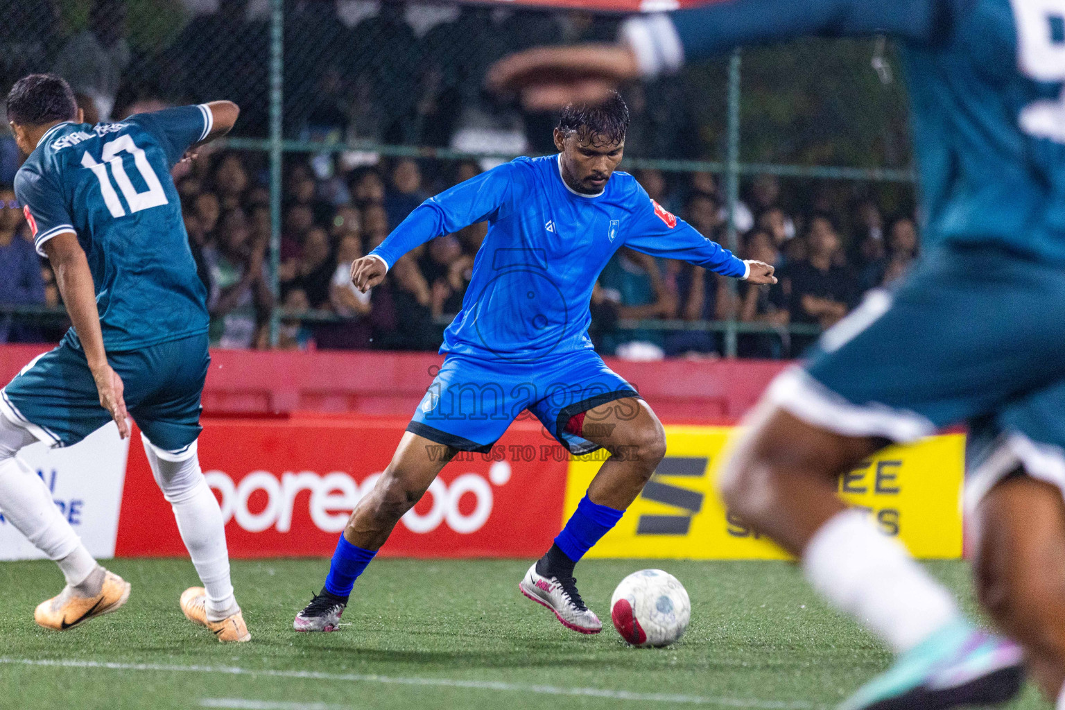 R Dhuvaafaru vs R Alifushi in Day 18 of Golden Futsal Challenge 2024 was held on Thursday, 1st February 2024, in Hulhumale', Maldives Photos: Nausham Waheed, / images.mv