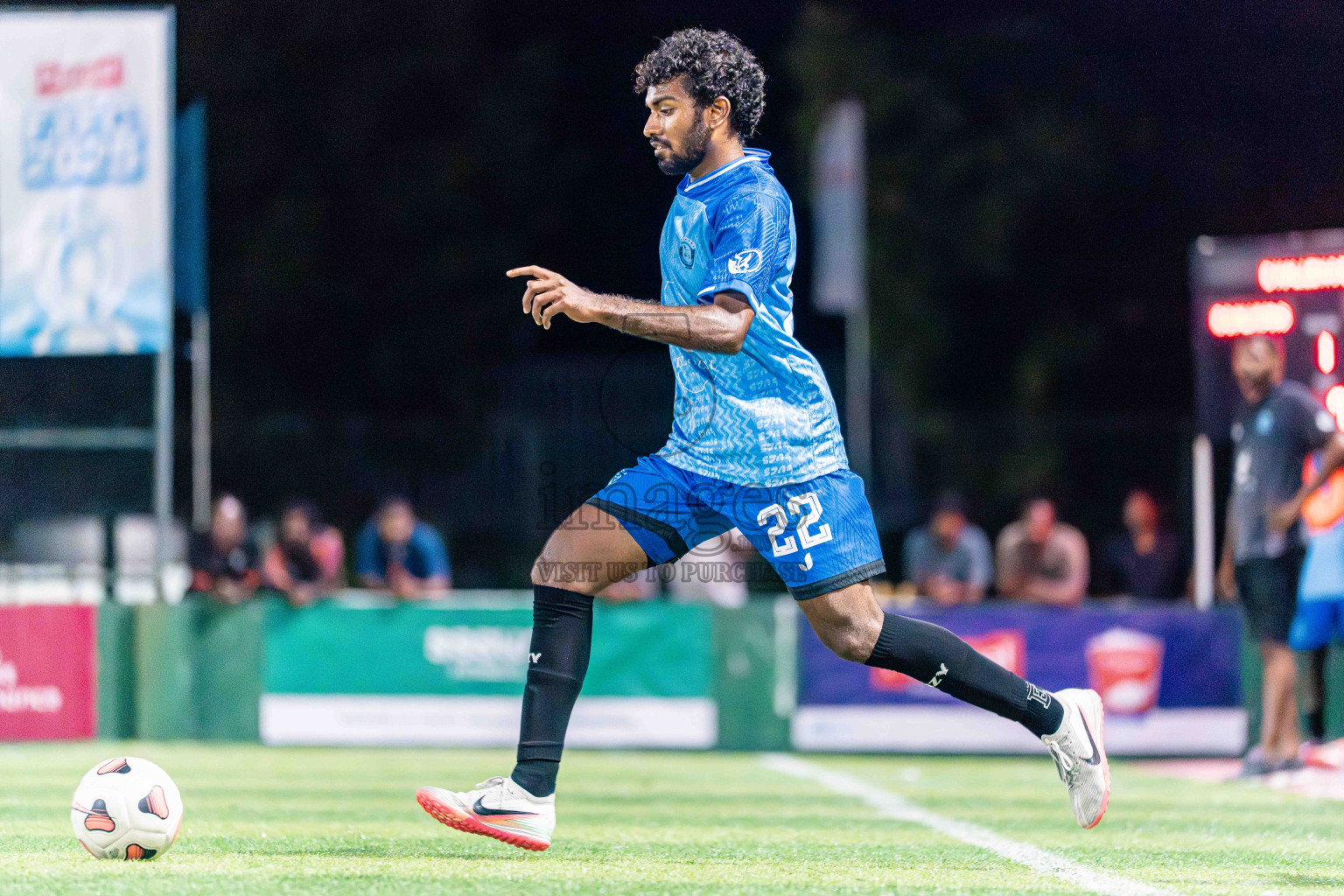 Goalhians VS Foemathi in Day 4 - Fonadhoo Youth Futsal Challenge 2025 held in Fonadhoo Futsal Stadium, L. Fonadhoo, Maldives on Wednesday, 29th October 2025 Photos: Arif Rasheed / images.mv