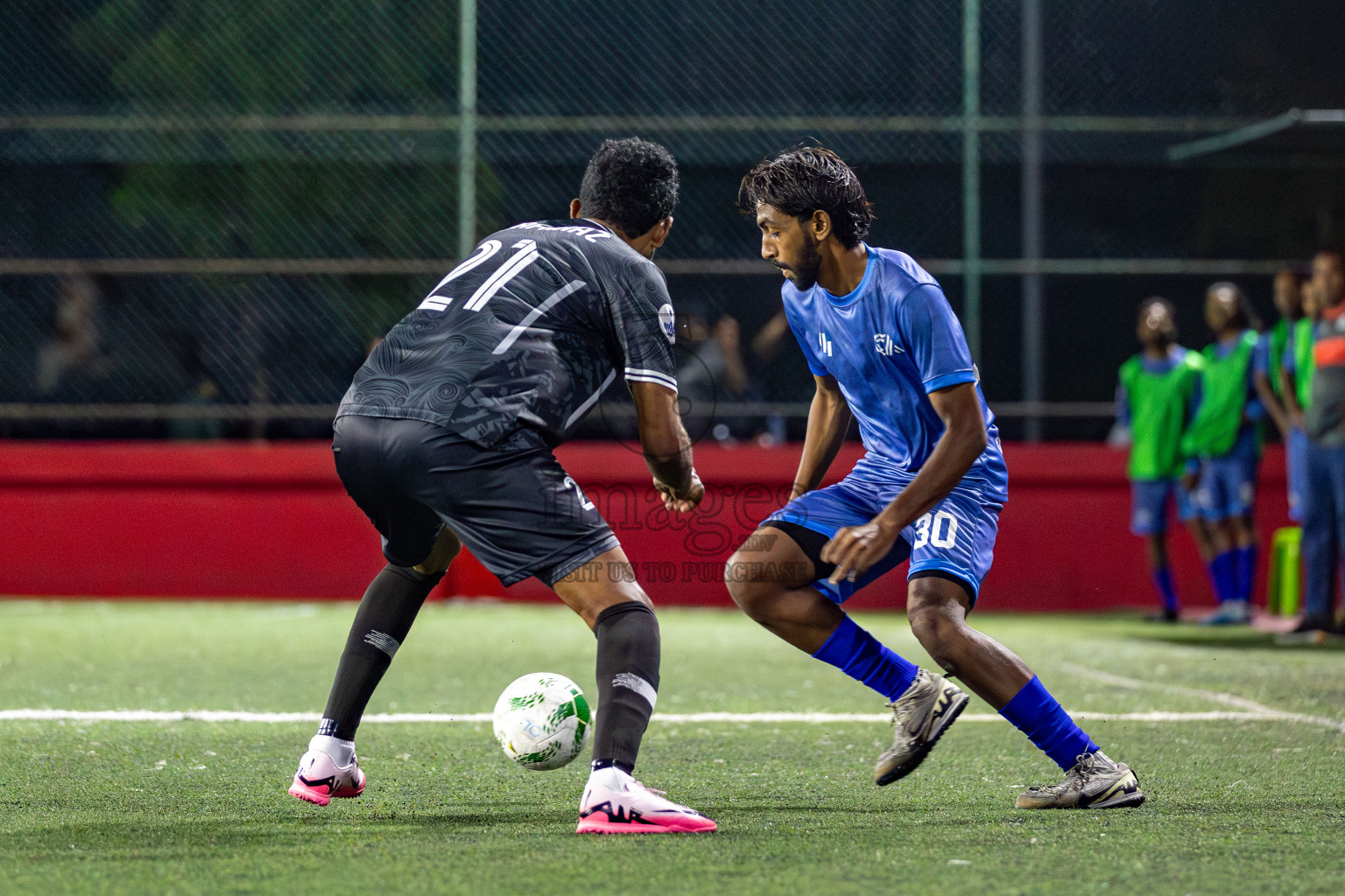 Club Aasandha vs Club Dhaakhily in Day 11 of Office League 2025 was held on Saturday, 26th April 2025 in Hulhumale', Maldives. Photos: Mohamed Mahfooz Moosa / images.mv