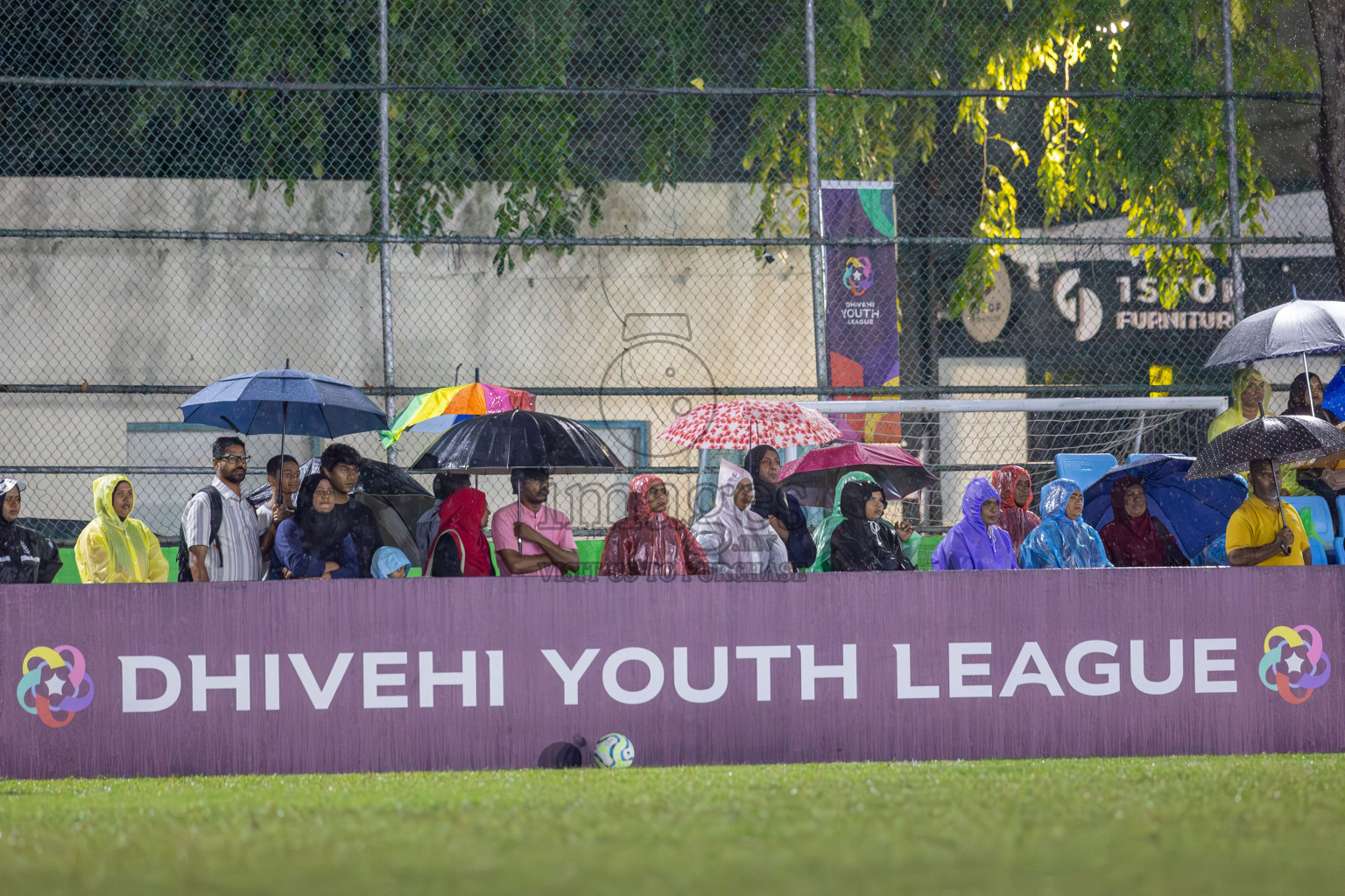 SUS vs Huriyya (U12) in Dhivehi Youth League 2024 - Day 2. Matches held at Henveiru Stadium on 22nd November 2024 , Friday. Photos: Shuu Abdul Sattar/ Images.mv