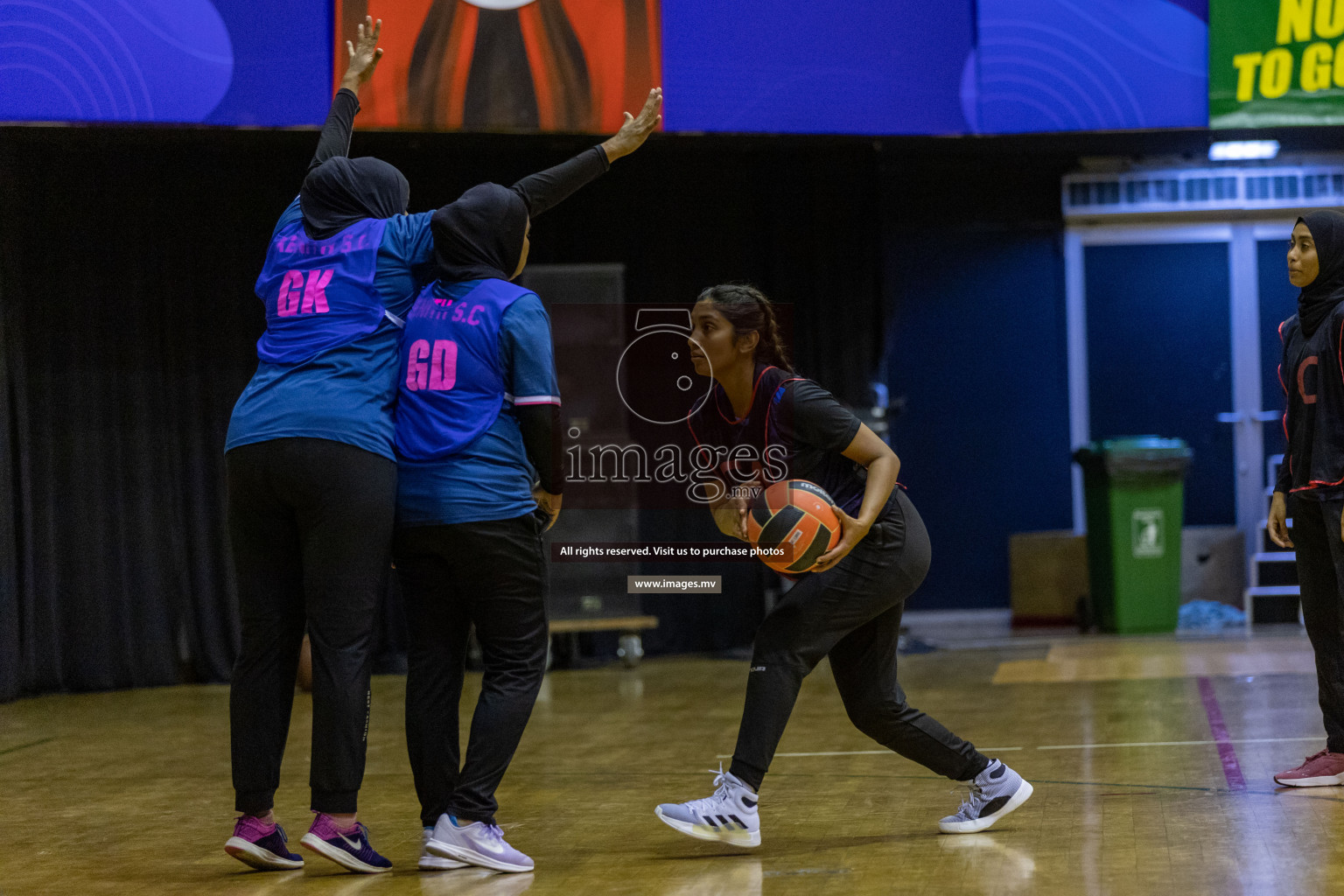 Xenith Sports Club vs Youth United Sports Club in the Milo National Netball Tournament 2022 on 18 July 2022, held in Social Center, Male', Maldives. Photographer: Shuu, Hassan Simah / Images.mv