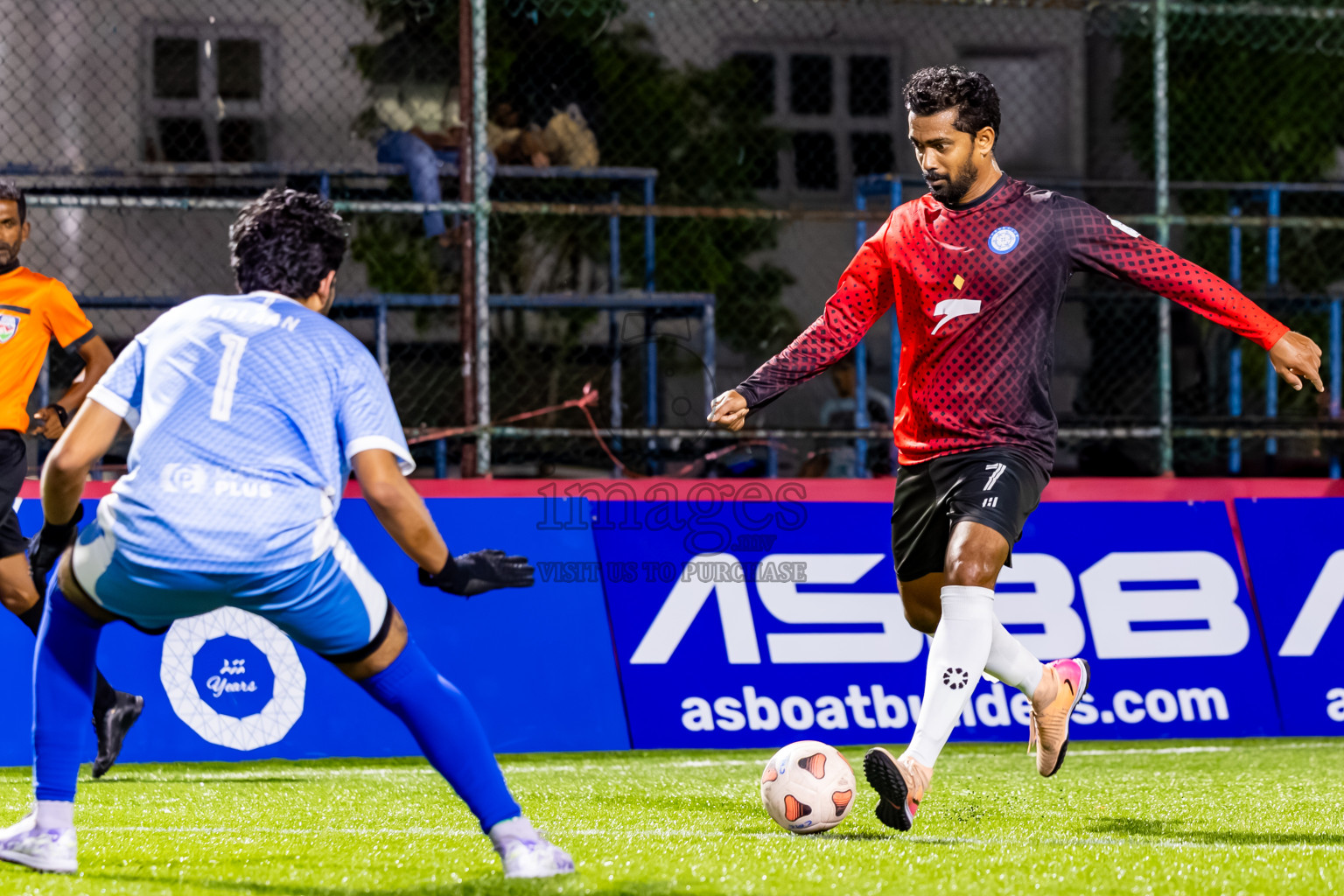 Trade Club vs Dhaahily Club in Club Maldives Cup Claasic 2025 was held in Rehendi Futsal Ground, Hulhumale', Maldives on Sunday, 21st September 2025. Photos: Nausham Waheed / images.mv