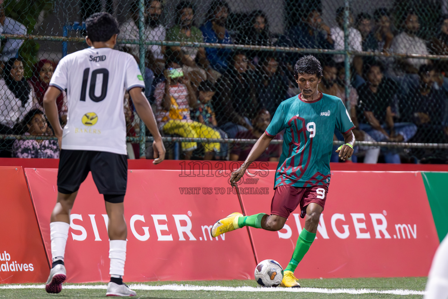 Kulhivaru Vuzaara Club vs Club Binaara in Club Maldives Classic 2024 held in Rehendi Futsal Ground, Hulhumale', Maldives on Saturday, 14th September 2024. Photos: Ismail Thoriq / images.mv