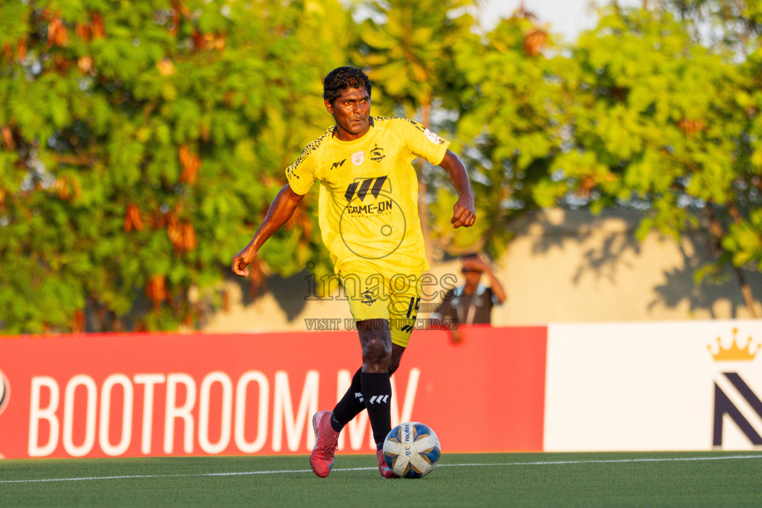 Final Match Irumathi Sports VS Velaa Sports Club in Day 9 of Eydhafushi Cup 2025 held in Eydhafushi Football Stadium at B. Eydhafushi, Maldives on Monday, 15th September 2025. Photos: Arif Rasheed / images.mv