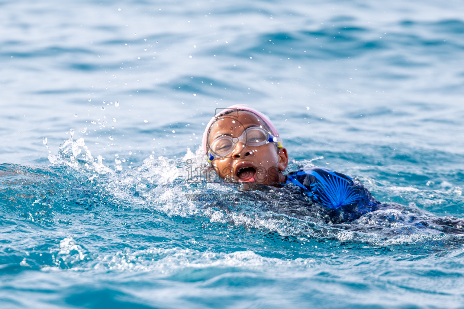 16th National Open Water Swimming Competition 2025 held in Kudagiri Picnic Island, Maldives on Saturday, 17th may 2025.
Photos: Ismail Thoriq / images.mv