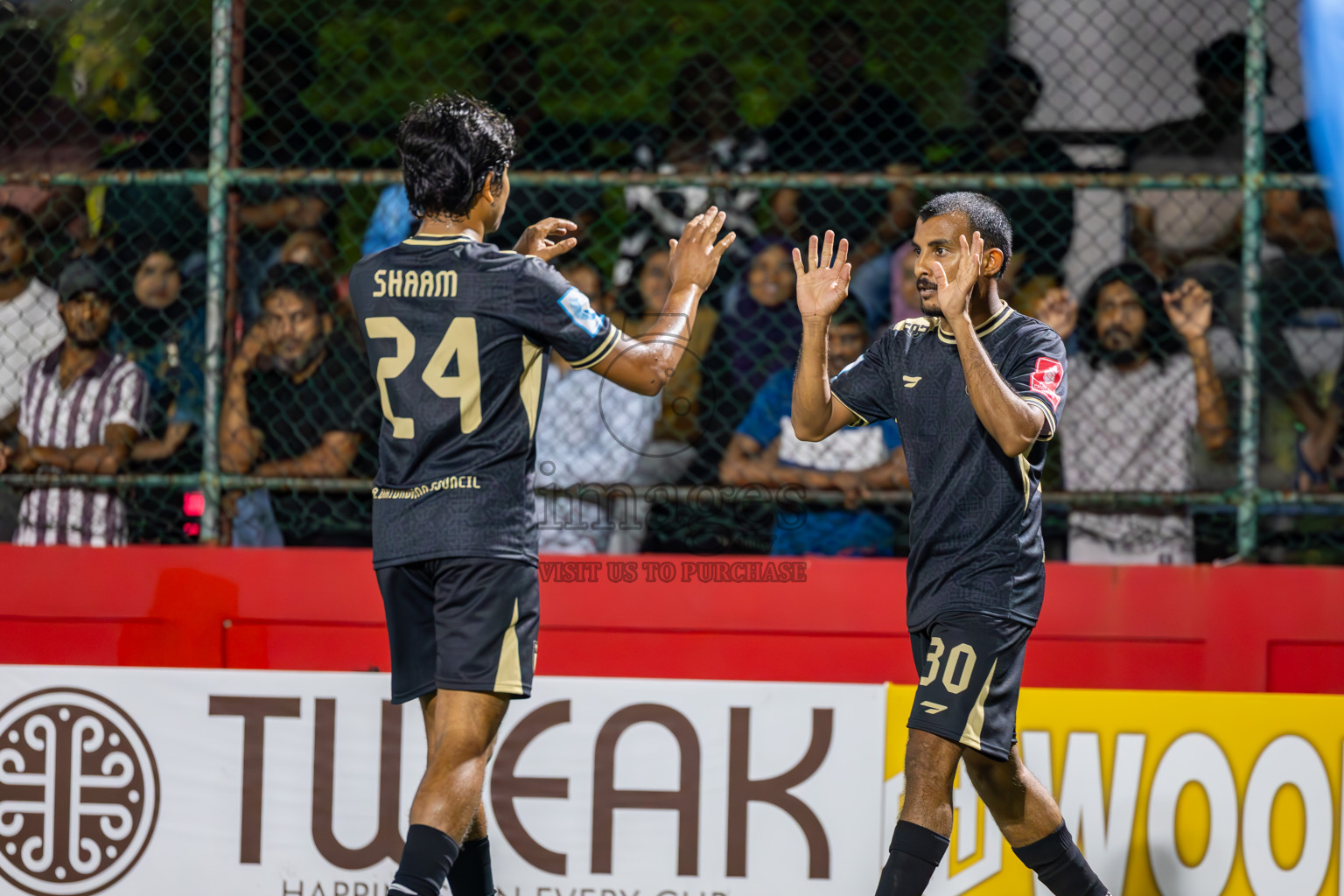 HA Dhidhdhoo vs HDh Neykurendhoo in Zone Round on Day 31 of Golden Futsal Challenge 2025 was held on Tuesday, 4th February 2025, in Hulhumale', Maldives.
Photos: Ismail Thoriq / images.mv