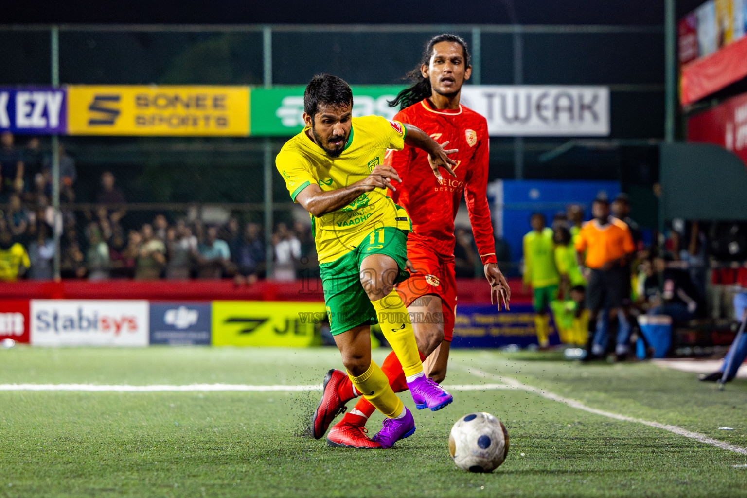 Gdh Vaadhoo vs GA Dhevvadhoo in zone round on Day 32 of Golden Futsal Challenge 2025 was held on Wednesday , 5th February 2025, in Hulhumale', Maldives. Photos: Nausham Waheed / images.mv
