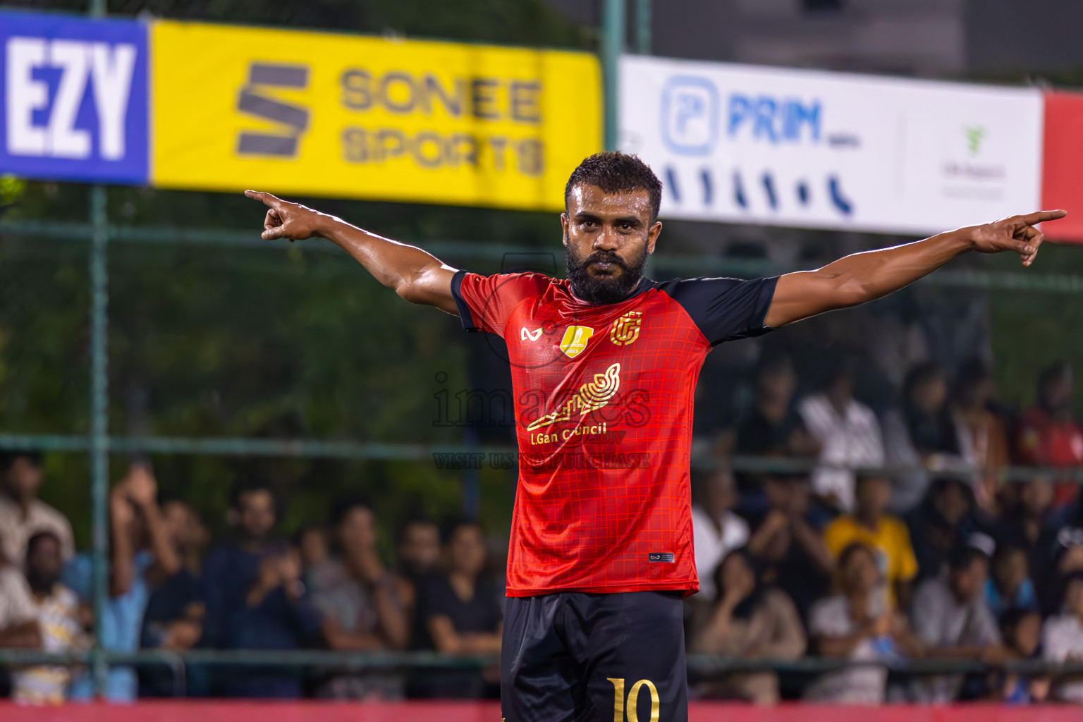 L Gan L Kalaidhoo in Day 12 of Golden Futsal Challenge 2024 was held on Friday, 26th January 2024, in Hulhumale', Maldives
Photos: Ismail Thoriq / images.mv