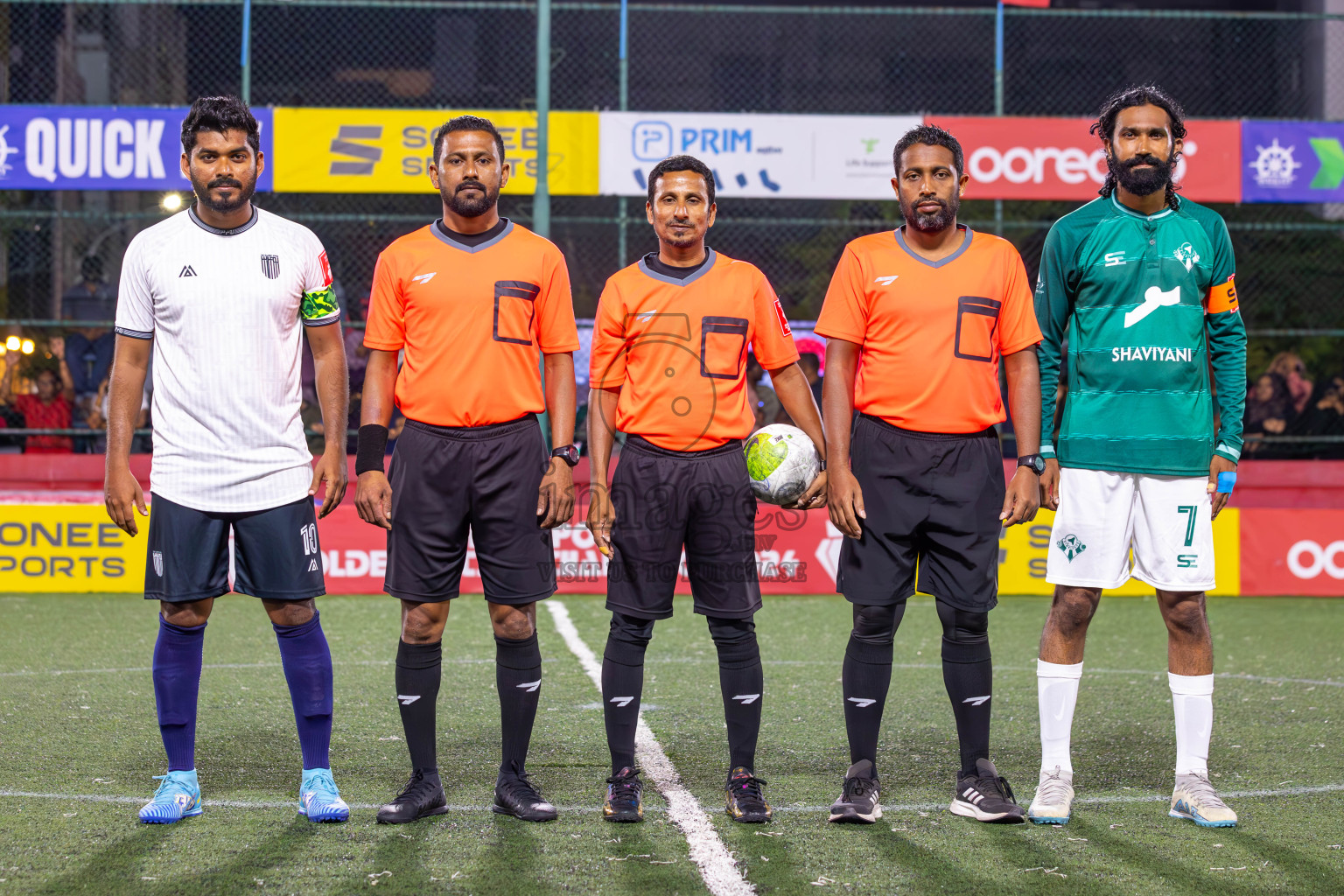 Th Kinbidhoo vs Th Buruni in Day 11 of Golden Futsal Challenge 2024 was held on Thursday, 25th January 2024, in Hulhumale', Maldives
Photos: Ismail Thoriq / images.mv