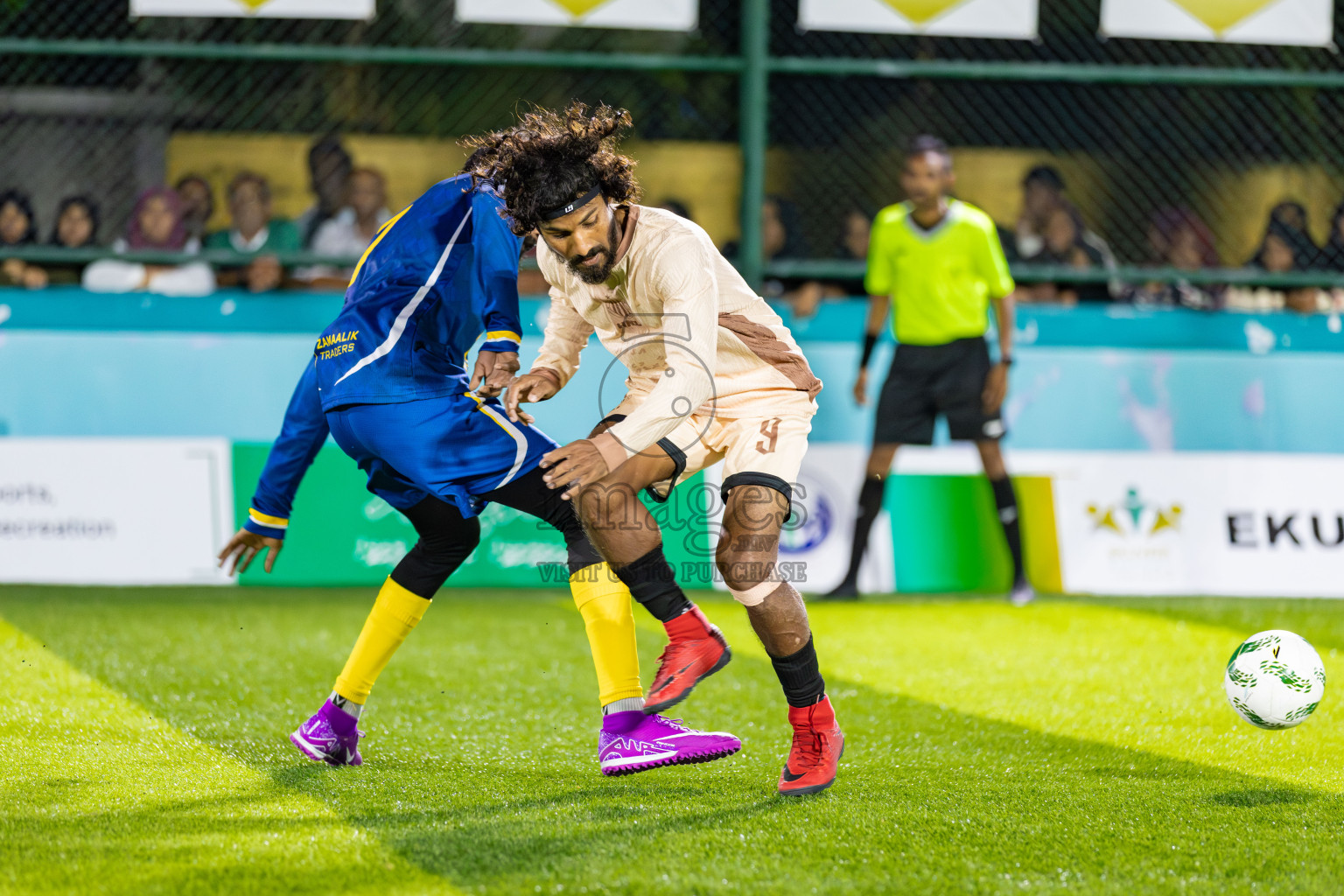 Dee Cee Jay SC vs Fools SC in Semi Finals of Laamehi Dhiggaru Ekuveri Futsal Challenge 2025 was held on Sunday, 27th July 2025, at Dhiggaru Futsal Ground, Dhiggaru, Maldives Photos: Areef Adam / images.mv