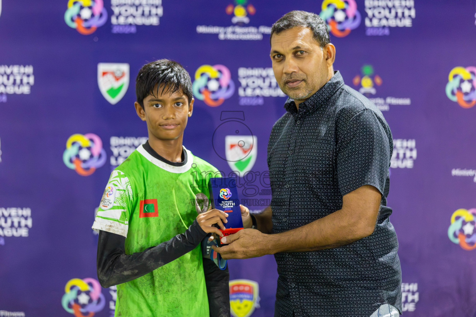 SUS vs Huriyya (U14) in Dhivehi Youth League 2024 - Day 2. Matches held at Henveiru Stadium on 22nd November 2024 , Friday. Photos: Shuu Abdul Sattar/ Images.mv