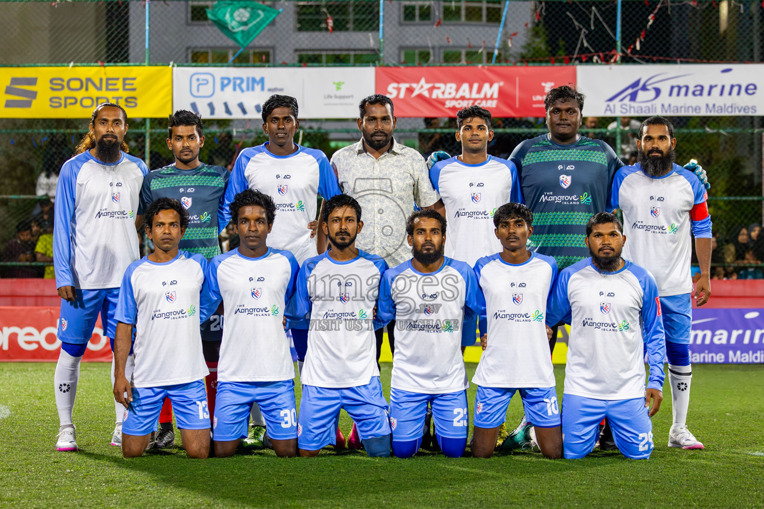 N Kendhikulhudhoo vs R Dhuvaafaru on Day 39 of Golden Futsal Challenge 2024 was held on Friday, 23rd February 2024, in Hulhumale', Maldives 
Photos: Mohamed Mahfooz Moosa/ images.mv